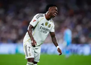 پیام ویژه وینیسیوس در آستانه الکلاسیکو (عکس)