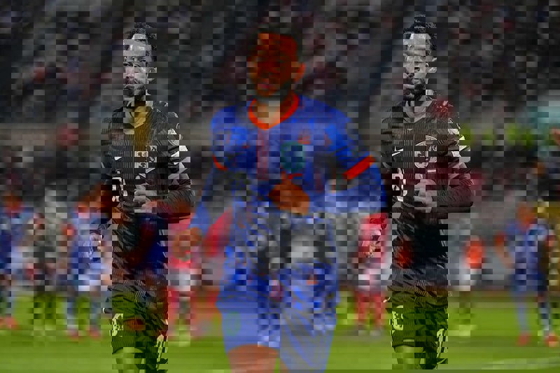 2245984
