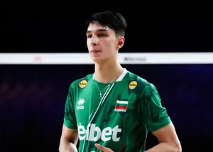 ستاره قهرمانی جهان به پوریا حسینخانزاده پیوست