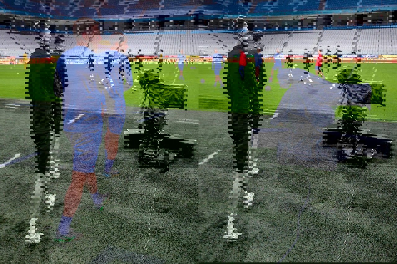 2246097