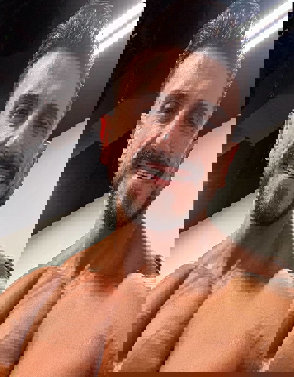 2246435