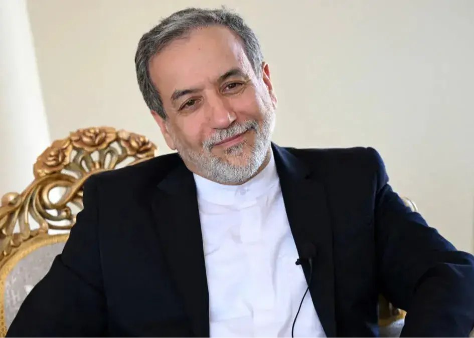 پیام عراقچی به استقلالی‌ها: مراسم بگیرید تا بیایم!