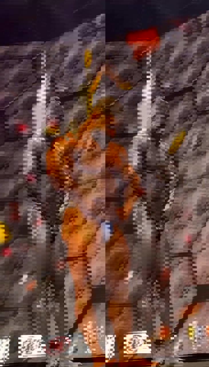 2246800