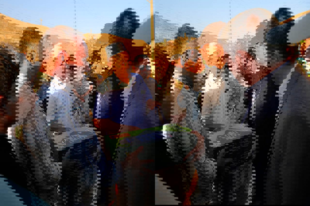 2246813