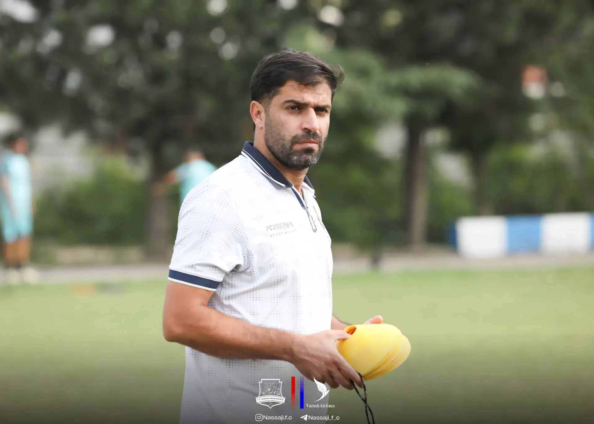کفشگری: آقای داور صد کیلومتری چمن هم نباید پیدایت شود