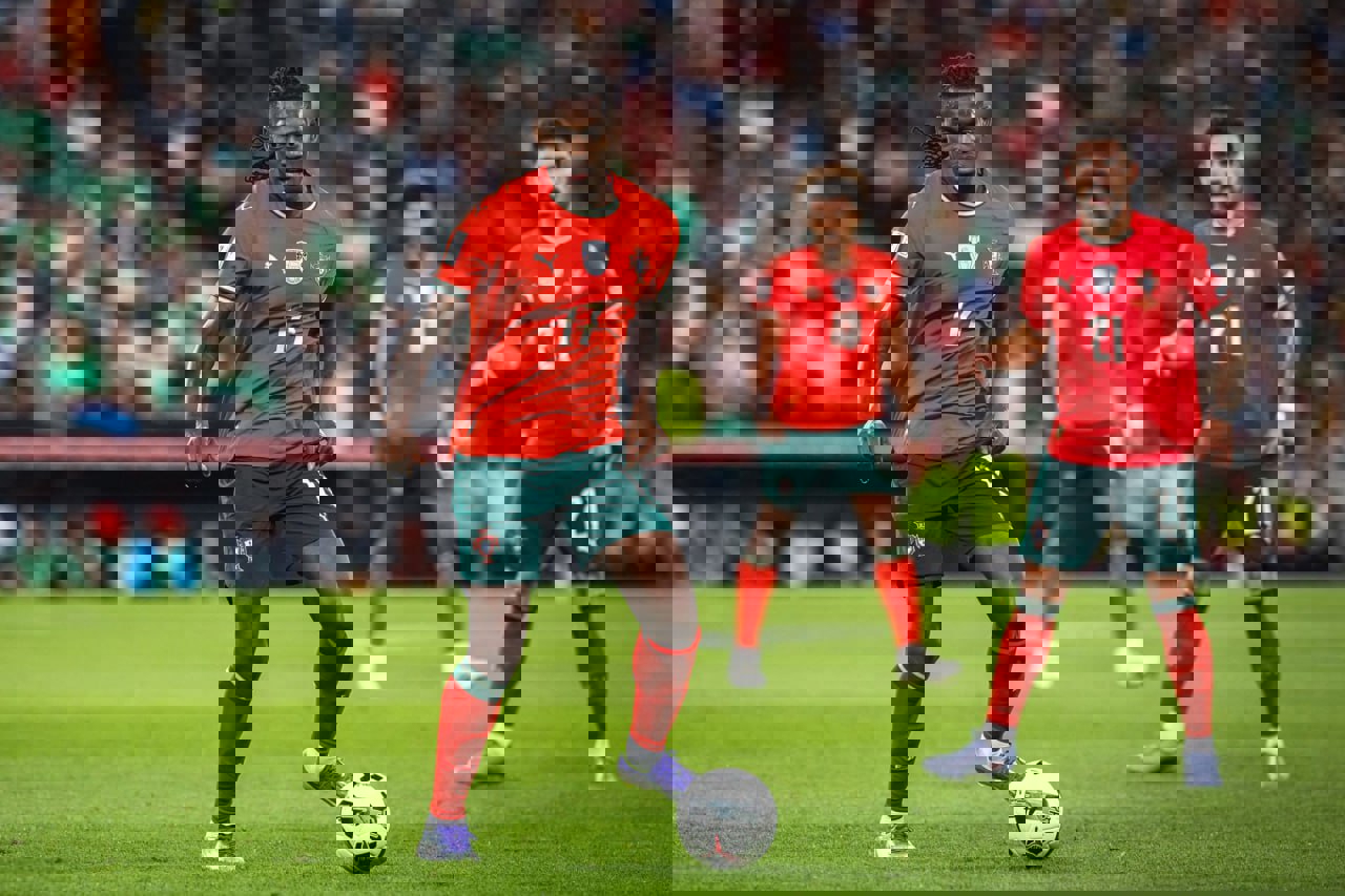 2247110