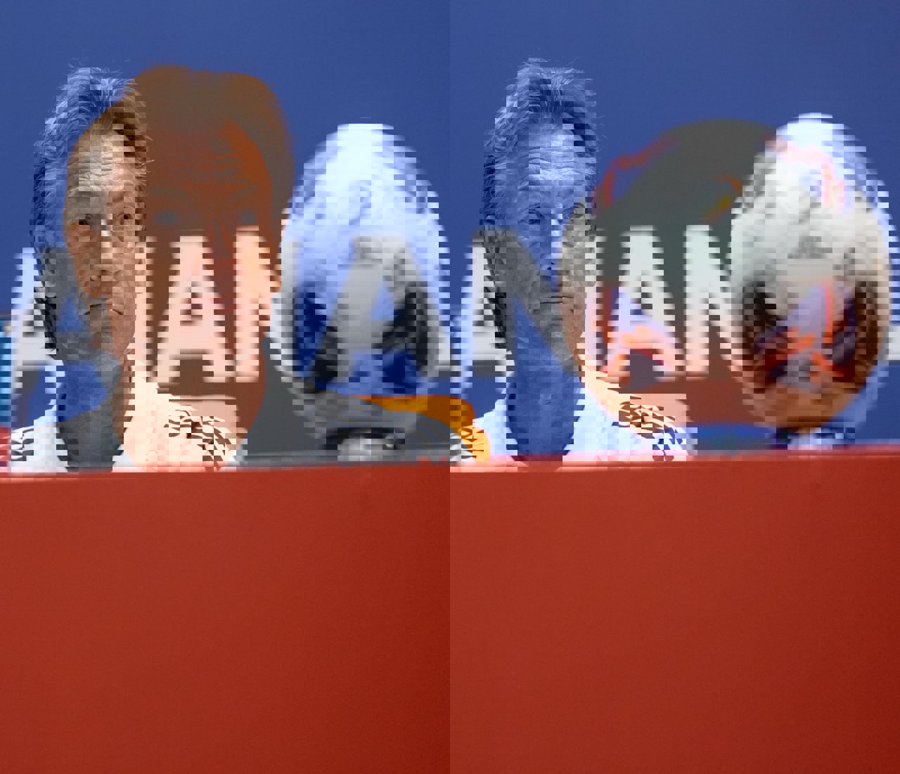 2247243