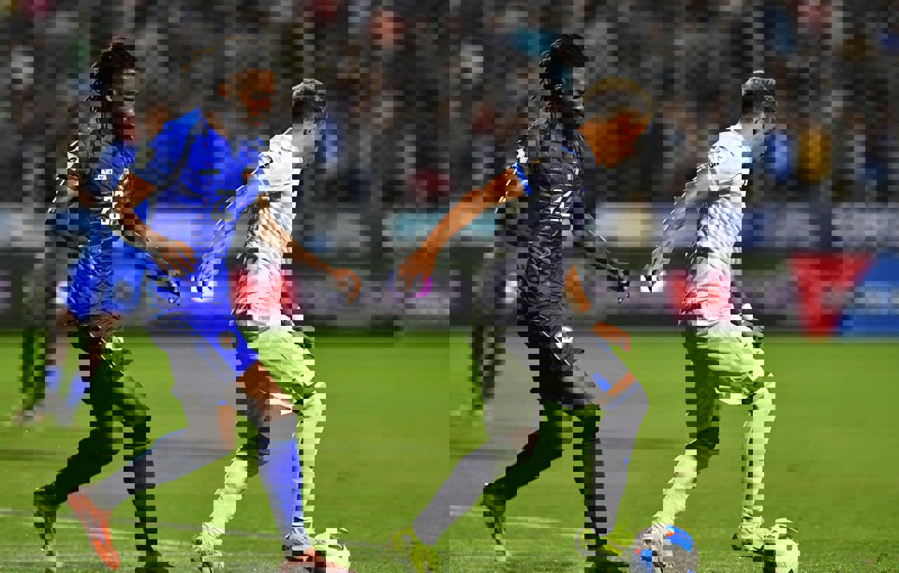 2247643