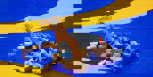 آزادکاران جوان به خط شدند