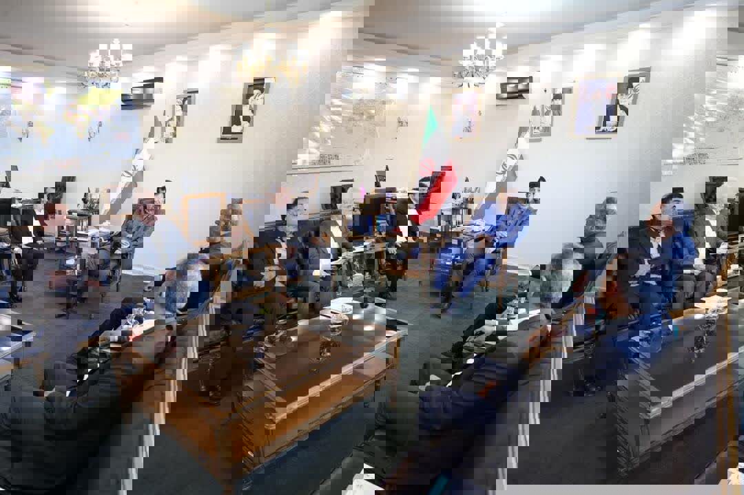 2248396
