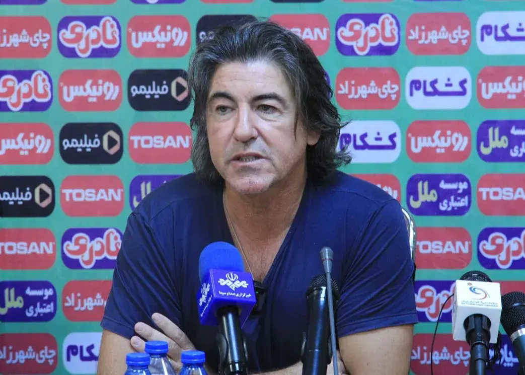 ساپینتو: از من، محرم، دراگان و هاشمیان انتقاد نکنید!