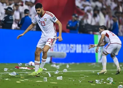 اعتراف عفیف: به هواداران گفتم بطری بیندازید