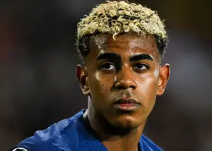 یامال فلیک را تا مرز انفجار برد