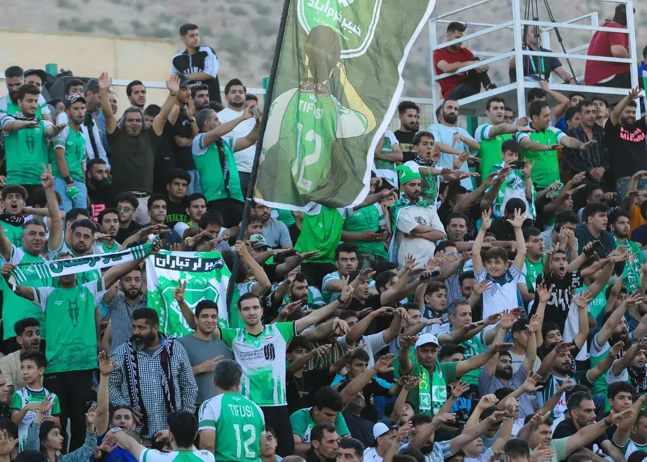 خیبر برای پرسپولیس سنگ تمام گذاشت