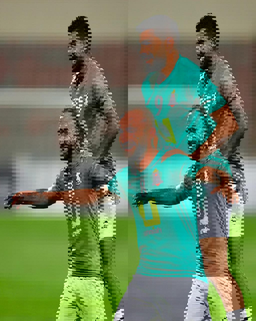 2248993
