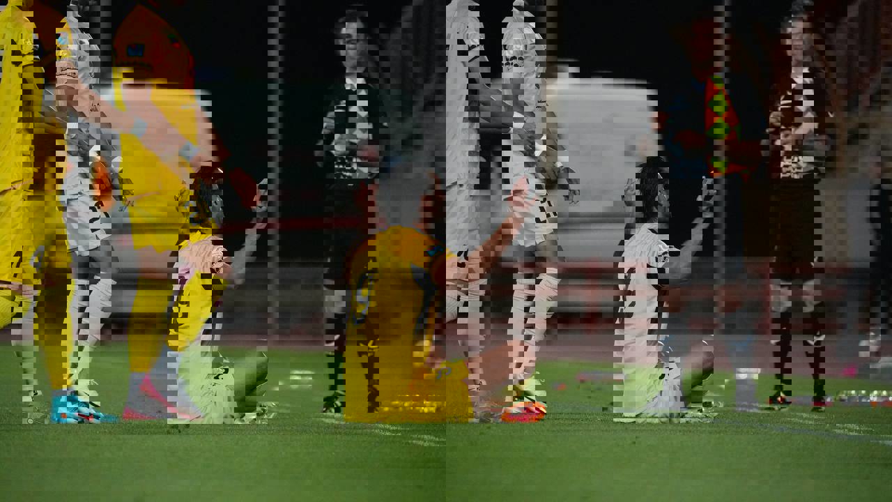 2249830