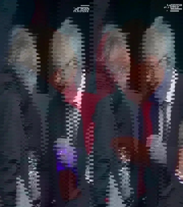 2249842