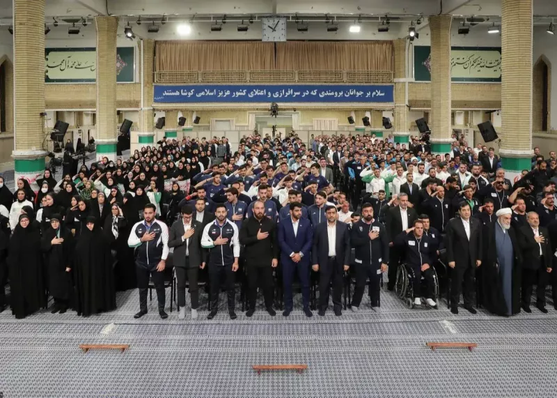 دیدار قهرمانان و مدال‌آوران ورزشی با رهبر انقلاب