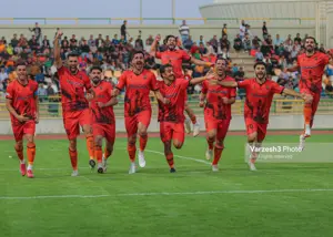 شگفتی در لیگ یک: رونمایی از مدعی غیرمنتظره!