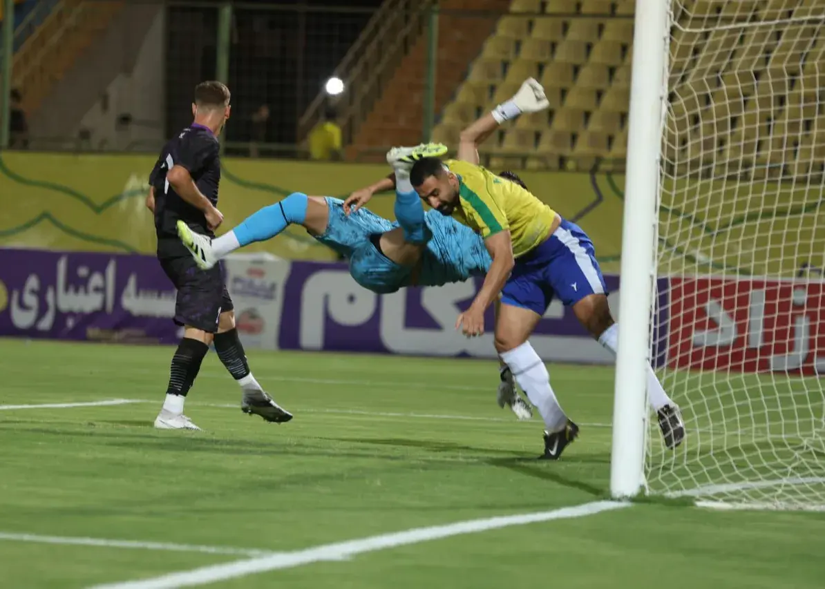 نفت آبادان برای صعود به لیگ برتر زیر و رو شد!