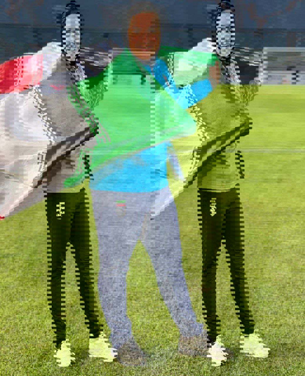 2250332