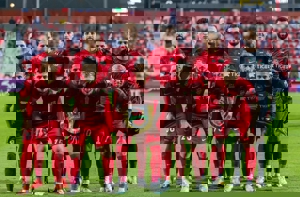 جام زیبای قهرمانان در دسترس سعید عزت