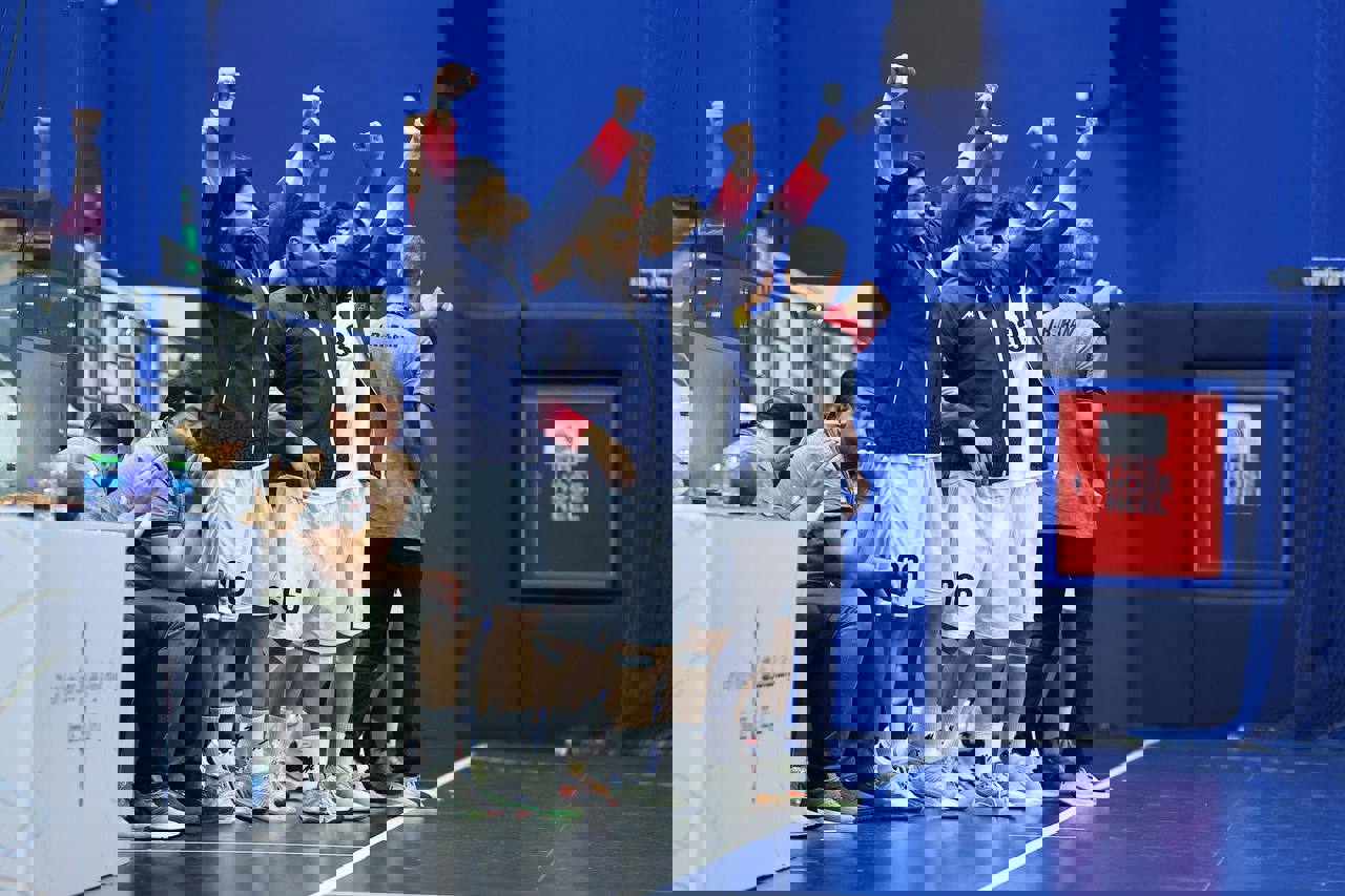 2250435