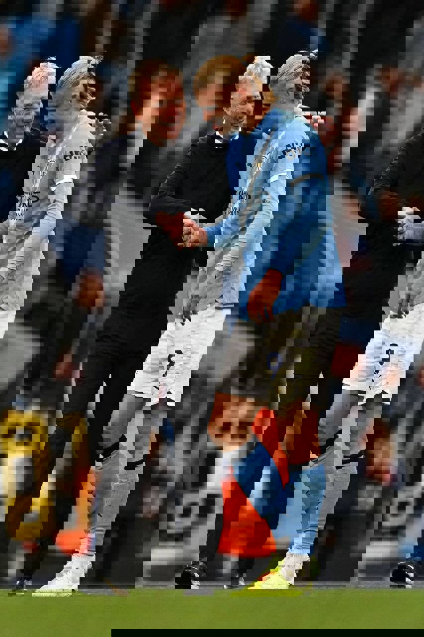 2250635
