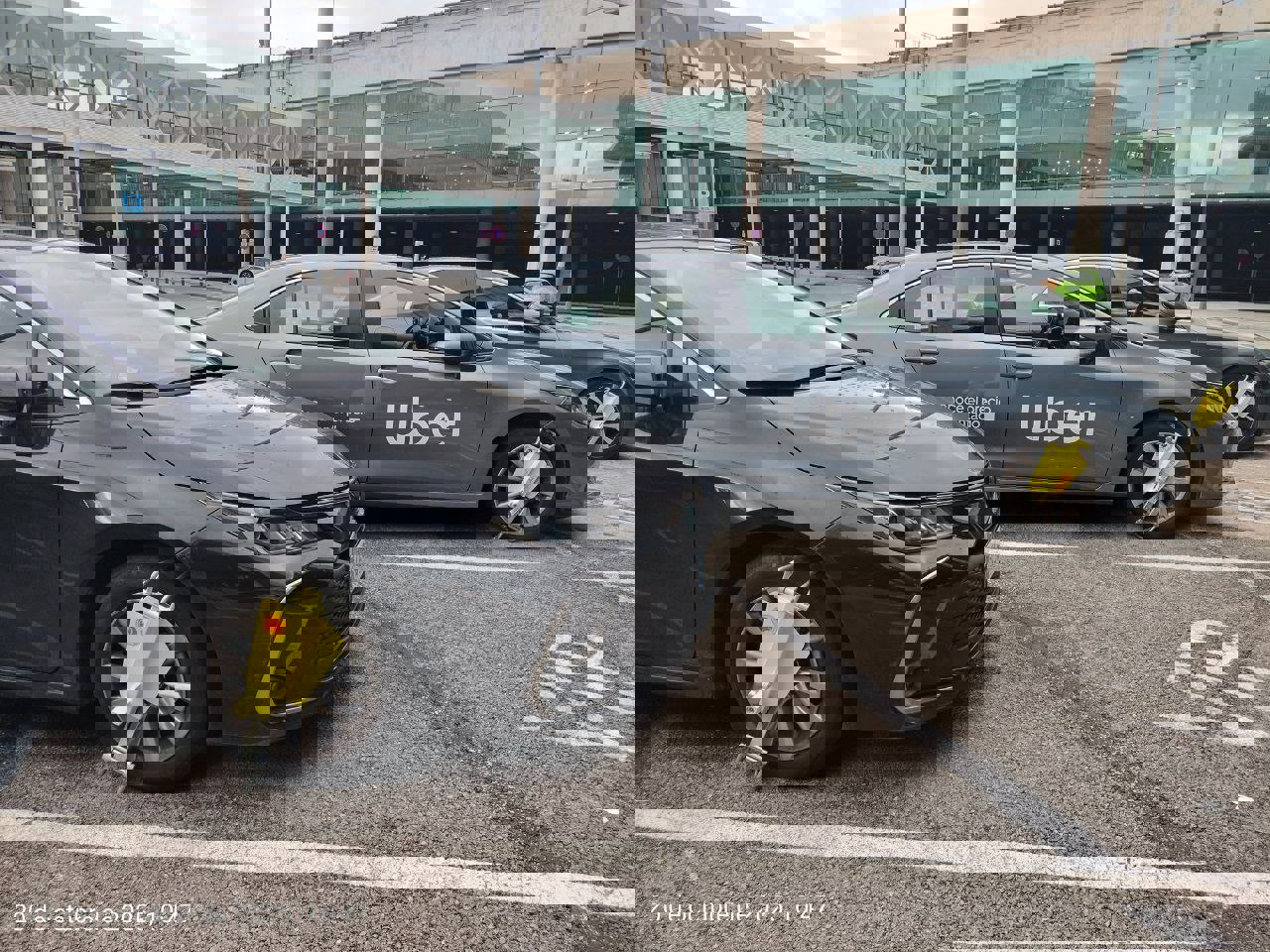 2250876