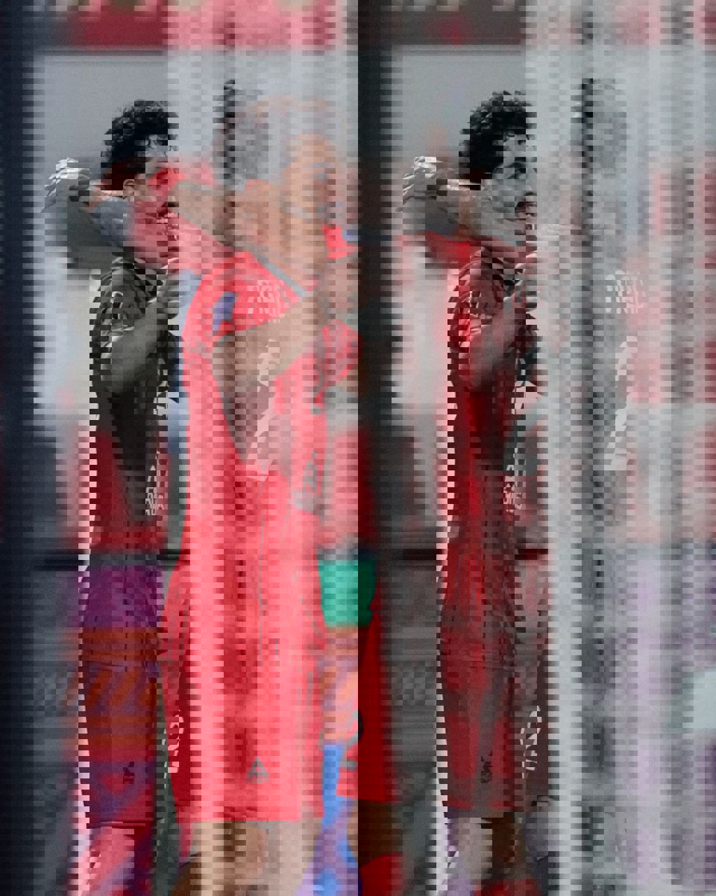 2251040