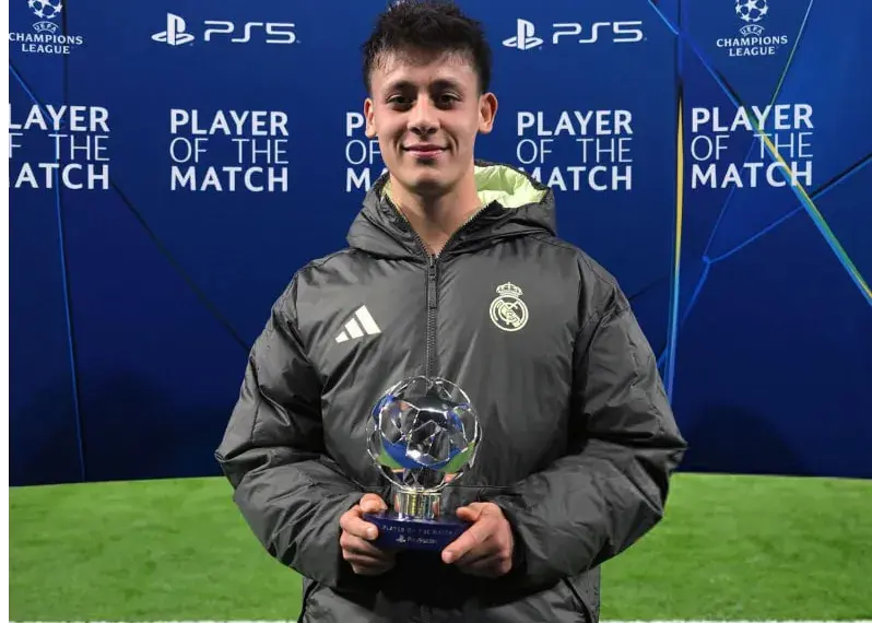 واکنش جالب گولر: بهترین بازیکن شدم؟ (عکس)