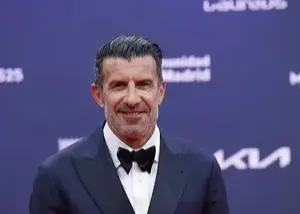 فیگو: رئال مادرید از بارسا انتقام خواهد گرفت