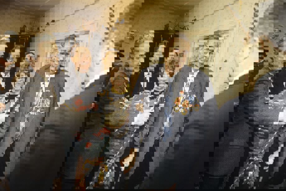 2251210