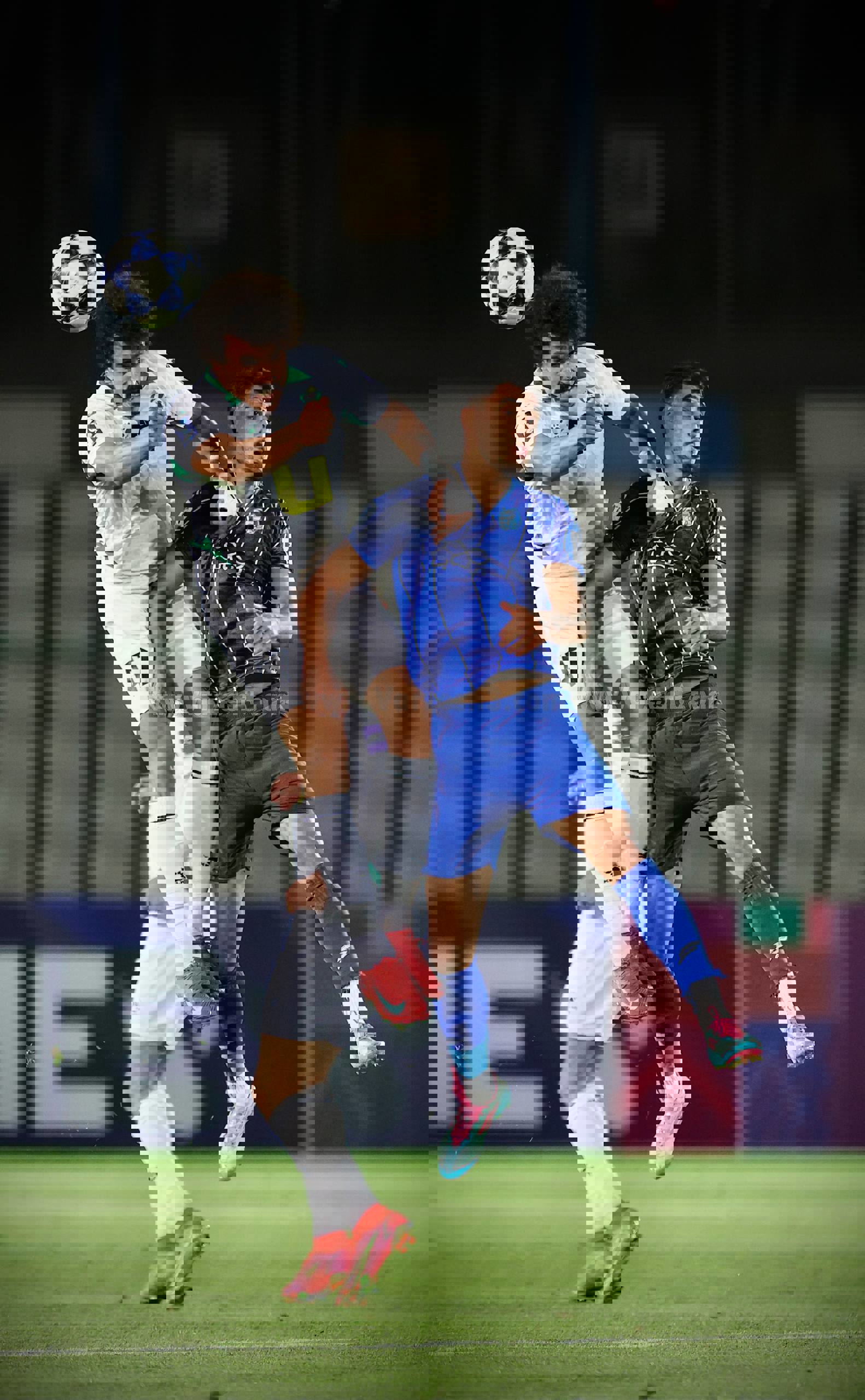 2251330
