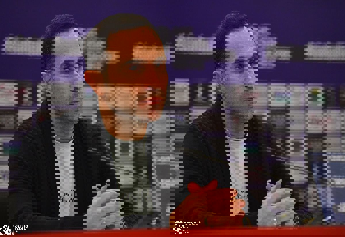 2251435