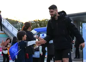 آتشبازی ستاره ایرانی در کره: تنهایی یک ست گرفت!