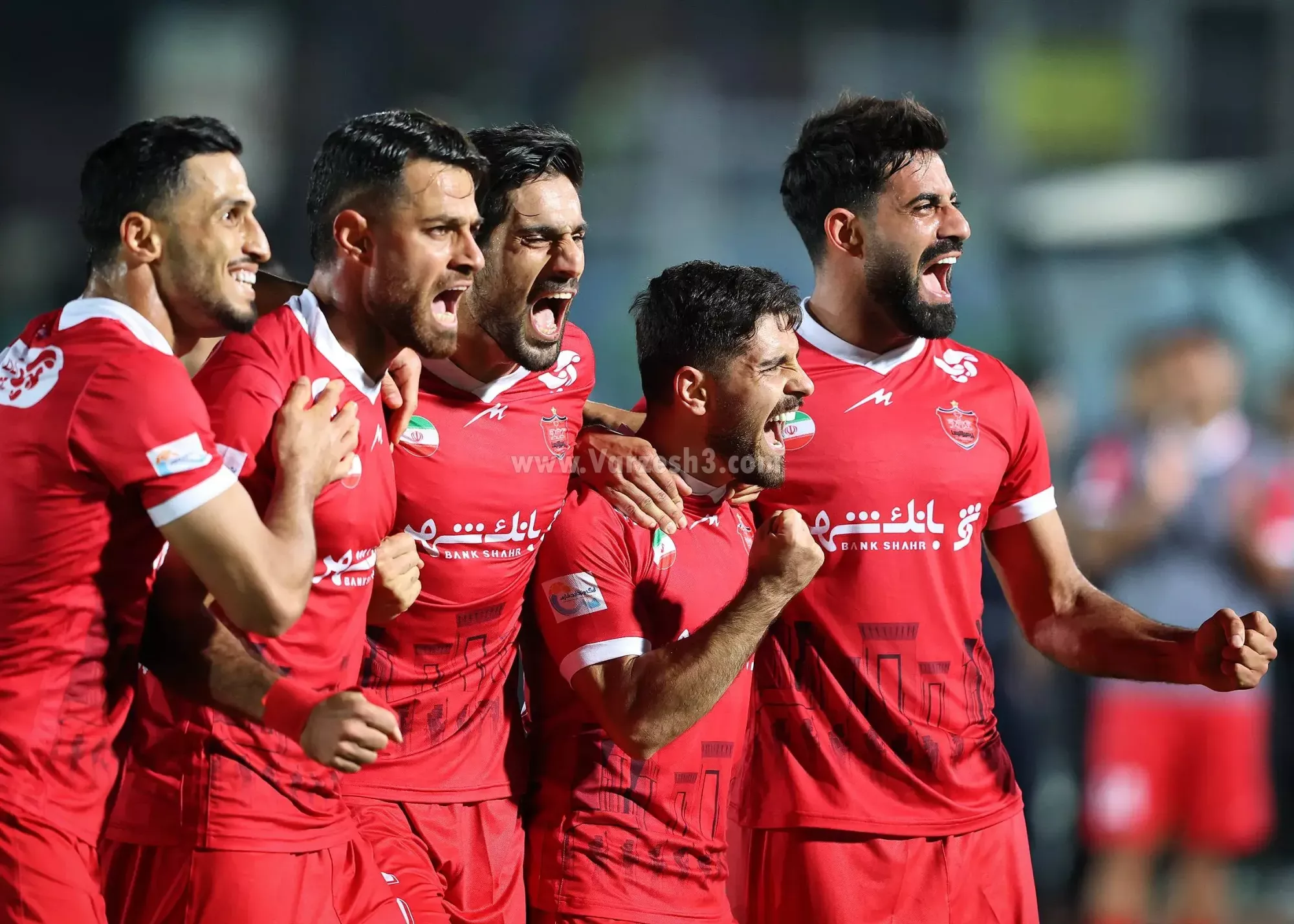 گزارش زنده: پرسپولیس 1 – ذوب‌آهن صفر
