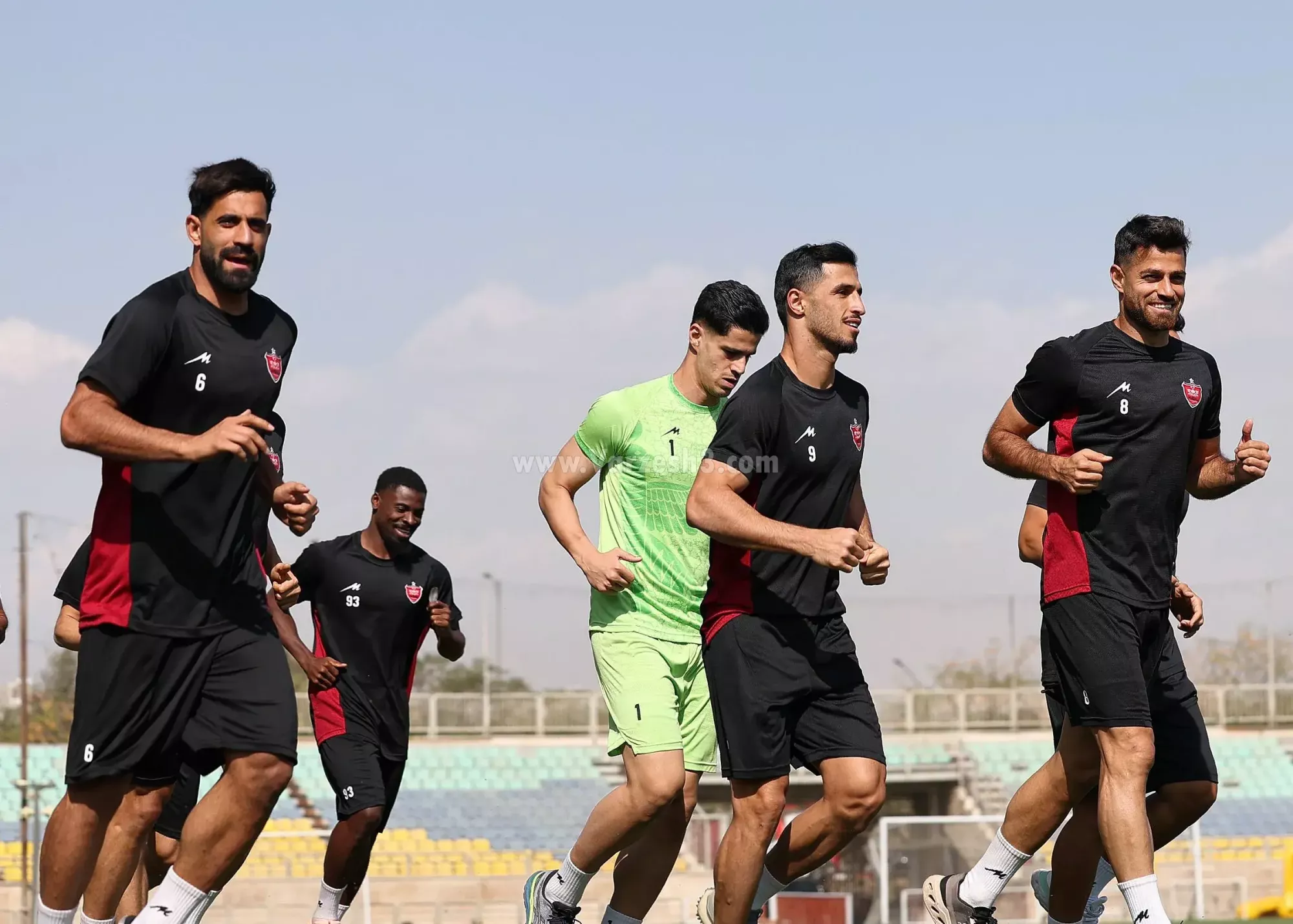 صف طولانی در پرسپولیس برای رسیدن به جام جهانی!