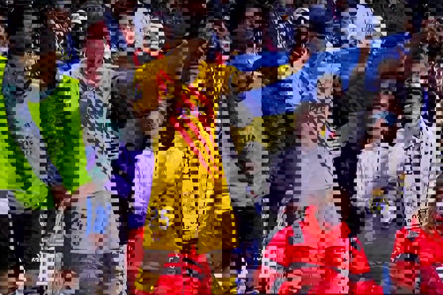 2252157