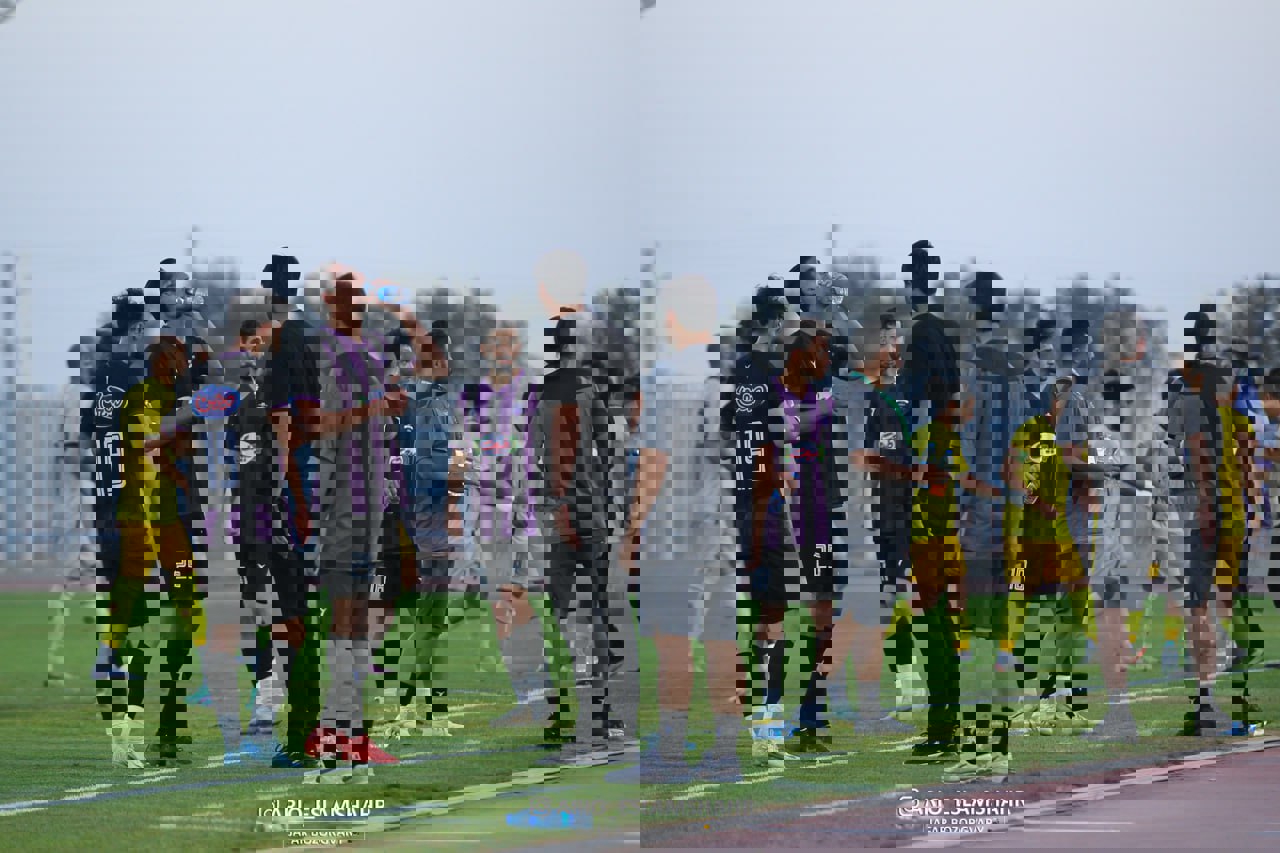 2251704