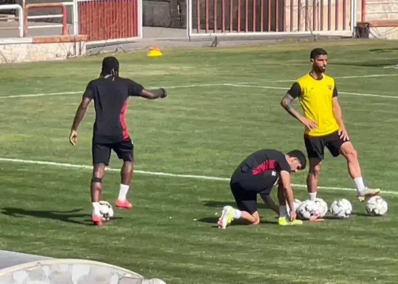 بازگشت خط خورده پرسپولیس با حرکات نمایشی!