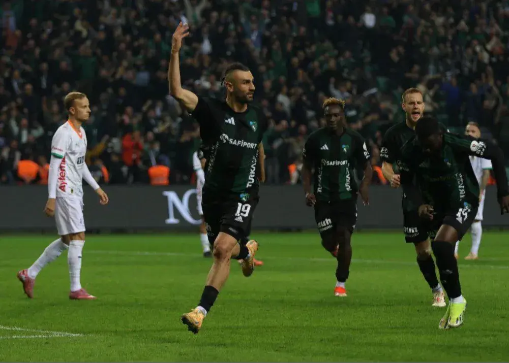 اولین گل سردار بعد از ترک پرسپولیس