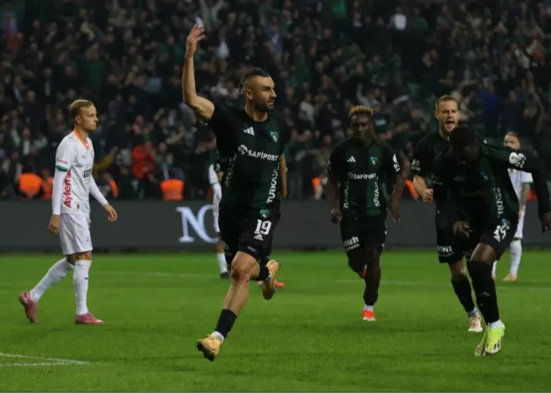 اولین گل سردار بعد از ترک پرسپولیس