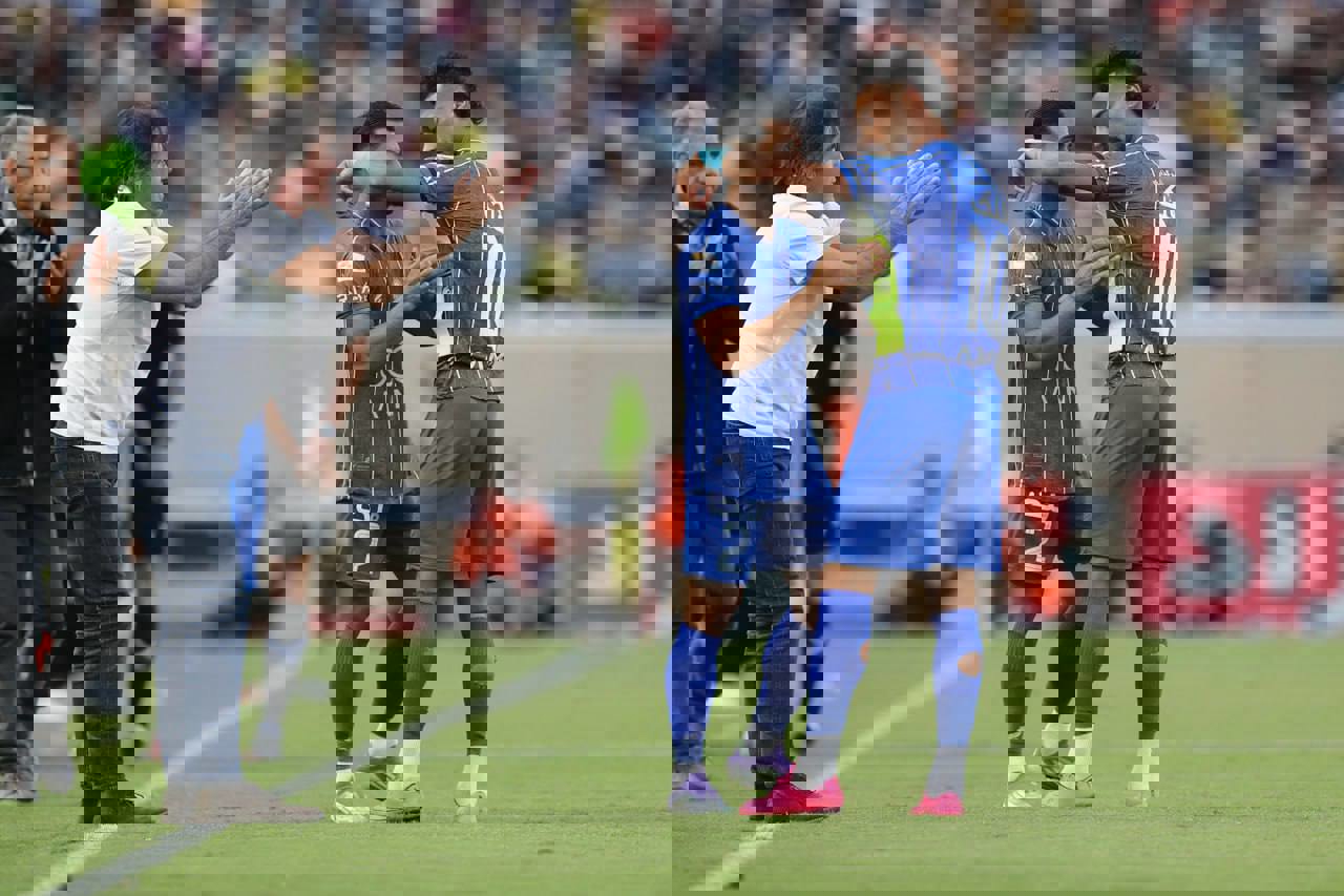 2252473