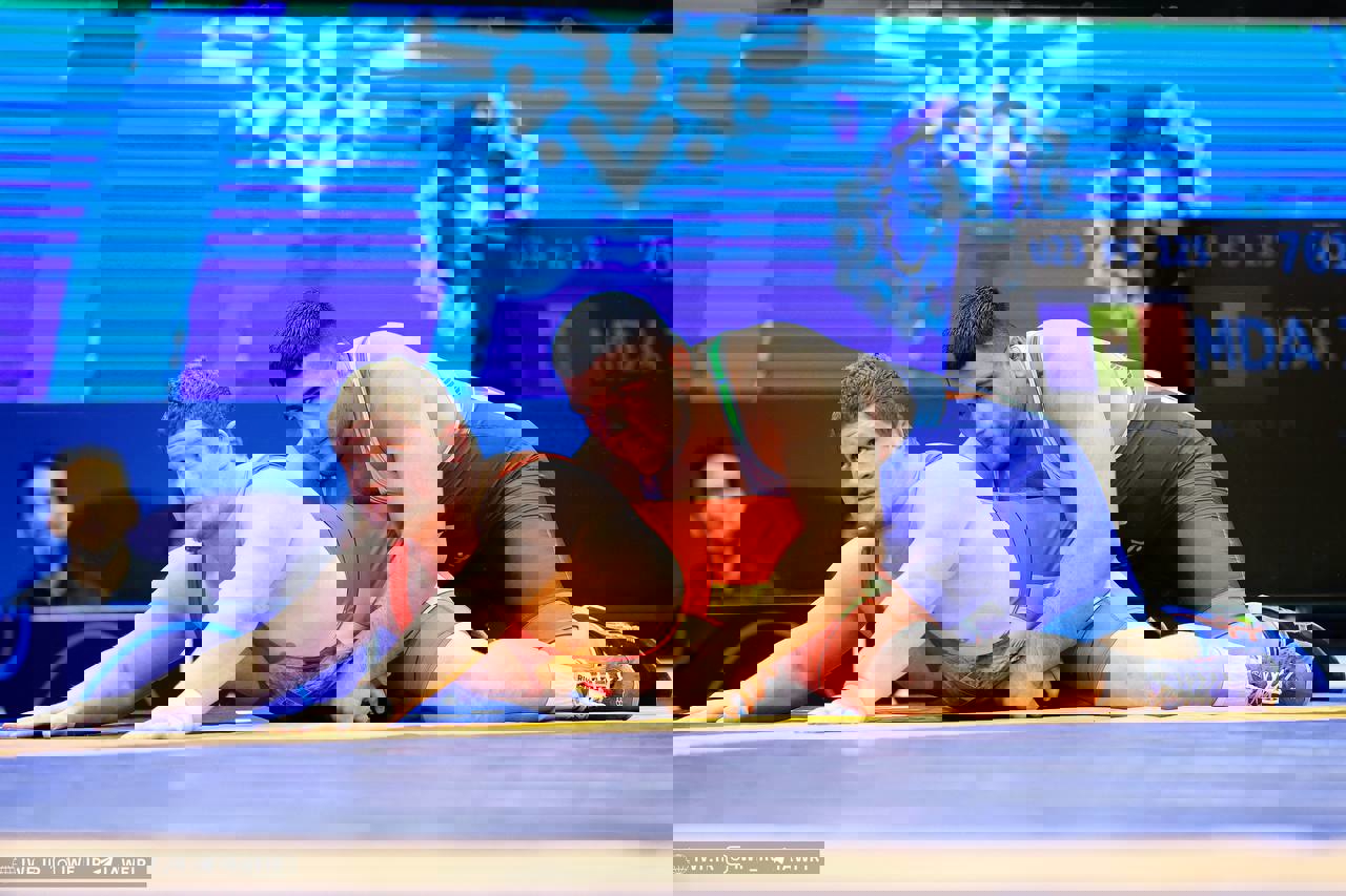 2252592