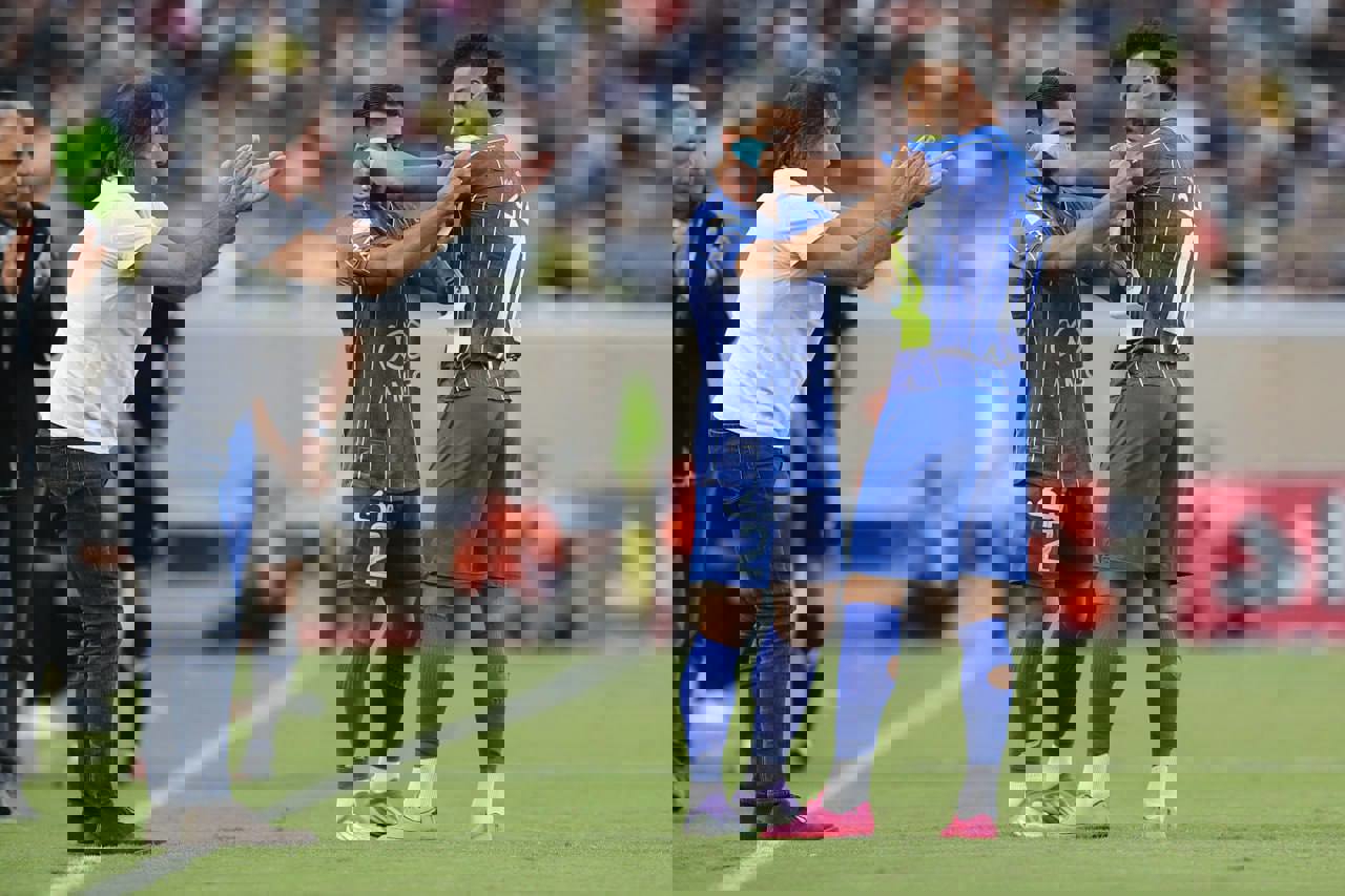 2252472