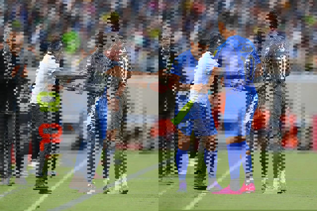 2252476