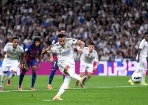 سیو شگفتانگیز شزنی: امباپه باورش نمیشد! (عکس)