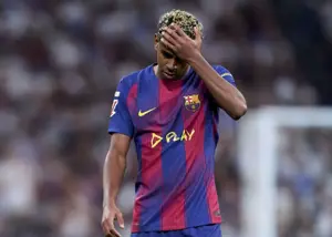 فریاد خشم یامال بر سر هافبک‌های بارسا