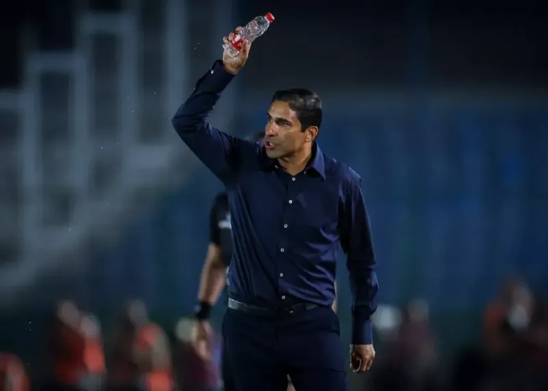 شوک به پرسپولیس: هاشمیان برای جدایی 50 میلیارد خواست!